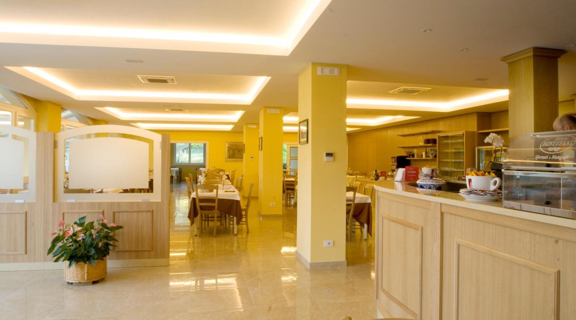 Hotel Panoramica 살로 외부 사진